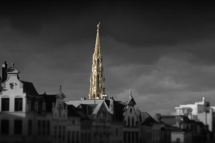 panoramic view of brussels with photo tour